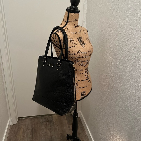 🌸🌺kate spade Grove Court Thea Tote🌸🌺 - Picture 15 of 16